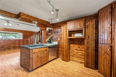 Beautiful 3-bedroom, 2-bath log home offering 1,860 square feet - photo 14