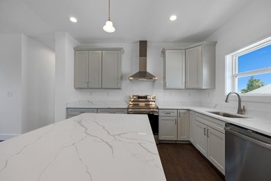This newly built 2026 home on Stock Island delivers what buyers - photo 15