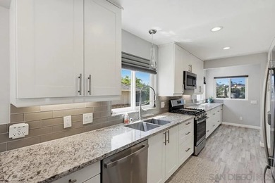 Perched atop a prime hilltop, this expansive 3,166 sq. ft - photo 16