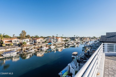 Fully furnished and turnkey, this waterfront residence is set on - photo 4