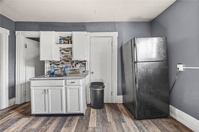 Investor Alert! Don't miss this fantastic duplex opportunity - photo 9
