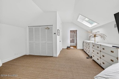 Enjoy this peaceful, quiet home tucked under the beautiful trees - photo 8