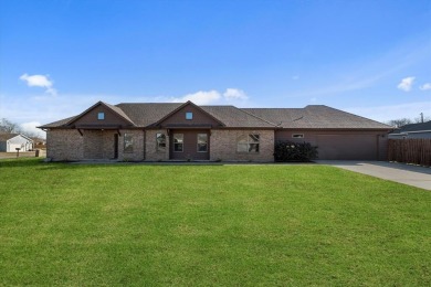 Lake Home For Sale in Pilot Point, Texas