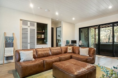 Stunning 4-Bedroom, 3-Bath home with Lake & Ski Slope Views in - photo 5