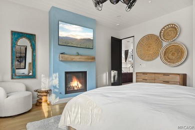 Stunning 4-Bedroom, 3-Bath home with Lake & Ski Slope Views in - photo 9
