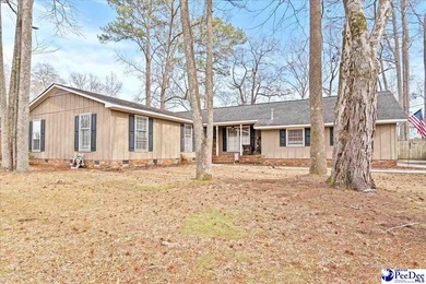 Oakdale Lake Home For Sale in Florence South Carolina