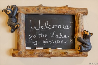 Beautifully maintained and thoughtfully designed, this spacious - photo 4