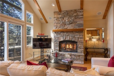 Beautifully maintained and thoughtfully designed, this spacious - photo 6