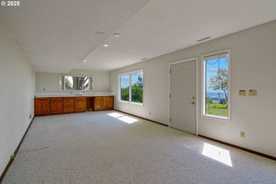 Chinook Estates, built in 1978, HOA $375 per year. 5.82 acres - photo 46