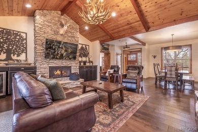 Welcome to this beautiful 4-bedroom, 3-bath mountain retreat - photo 7