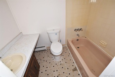 Welcome to 54 Grand Street-Your final destination. This very - photo 11
