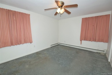 Welcome to 54 Grand Street-Your final destination. This very - photo 13