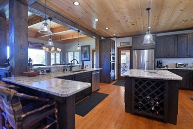 Your Perfect Mountain Escape! Daisy Log is Luxury at its finest - photo 18