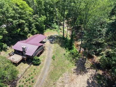 Escape to your own private riverside retreat with this - photo 4