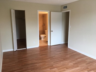 FOR SALE-Spacious 2 bedroom 2 bath second floor CORNER UNIT with - photo 9