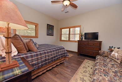 Your Perfect Mountain Escape! Daisy Log is Luxury at its finest - photo 40