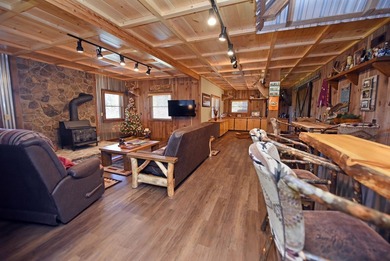Your Perfect Mountain Escape! Daisy Log is Luxury at its finest - photo 44