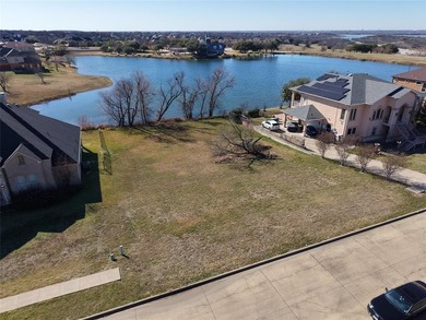 Discover the potential of 307 Golden Pond Drive, Cedar Hill, TX - photo 4