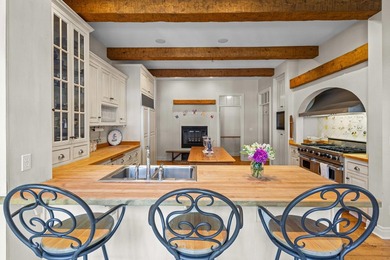 An extraordinary French inspired luxury estate gracing Green - photo 44