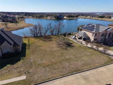 Discover the potential of 307 Golden Pond Drive, Cedar Hill, TX - photo 6