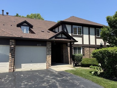 (private lake, pond, creek) Condo For Sale in Willowbrook Illinois