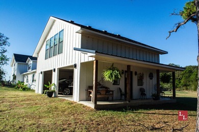 (private lake, pond, creek) Home For Sale in Tishomingo Oklahoma