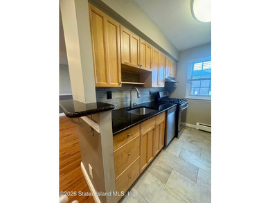 Large updated one-bedroom co-op featuring a brand-new kitchen - photo 5