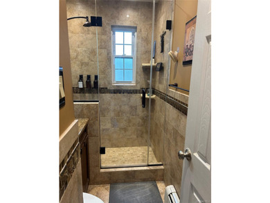 Must see !!!!!This spacious first floor unit located in the - photo 7