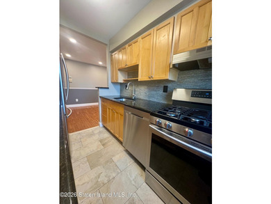 Large updated one-bedroom co-op featuring a brand-new kitchen - photo 7