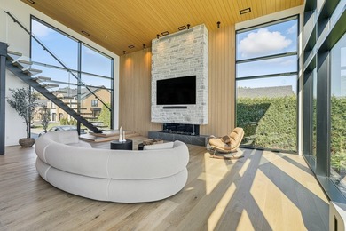 Elegance. Raffinement. Acces direct au lac. Cette residence - photo 11