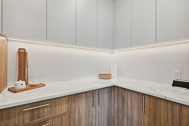 Elegance. Raffinement. Acces direct au lac. Cette residence - photo 23