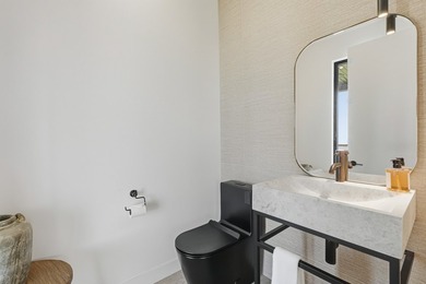 Elegance. Raffinement. Acces direct au lac. Cette residence - photo 24