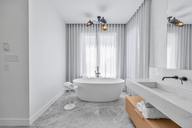 Elegance. Raffinement. Acces direct au lac. Cette residence - photo 32