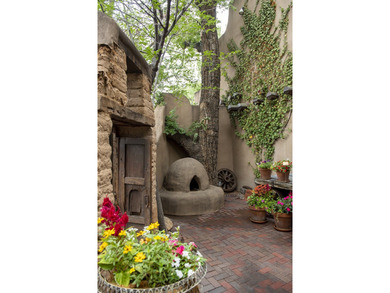 An exceptionally rare offering on Santa Fe's Historic Eastside - photo 6