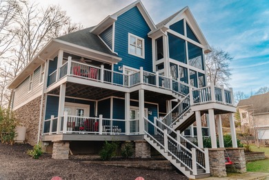 Lake Cumberland Home For Sale in Jamestown Kentucky