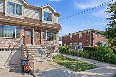 Welcome to this beautiful single-family home located in the - photo 3