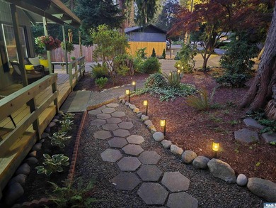 Beautifully Updated 3-Bedroom home sitting on a perfectly - photo 8