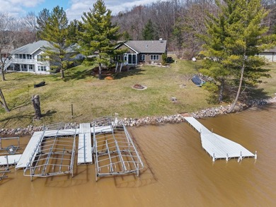 Live your best lake life at this stunning turnkey waterfront - photo 13