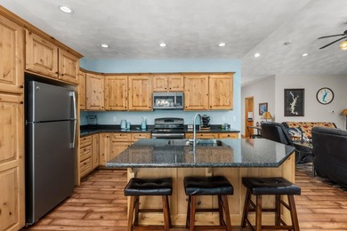 Live your best lake life at this stunning turnkey waterfront - photo 20