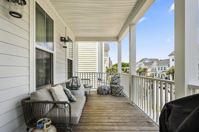 Stunning 4 bed 3 .5 bath home in Mixson. Spacious open floor - photo 28
