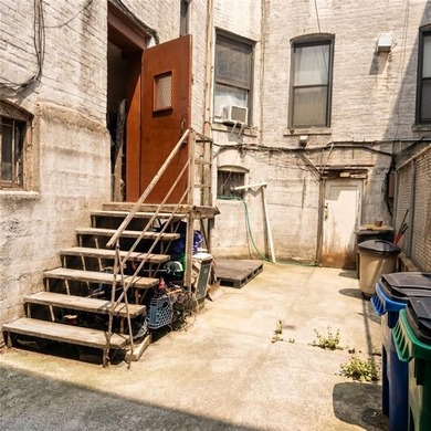 Exceptional opportunity to own this 6-family building (2 - photo 9