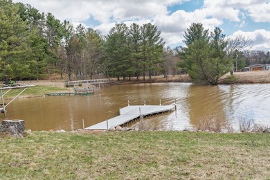 Live your best lake life at this stunning turnkey waterfront - photo 44