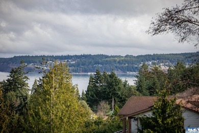 Wake up to breathtaking views of the Strait of Juan de Fuca - photo 45