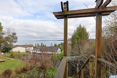Wake up to breathtaking views of the Strait of Juan de Fuca - photo 56