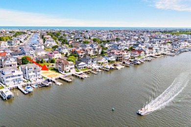 NEW CONSTRUCTION & OPEN BAY FRONT LUXURY. An incredible