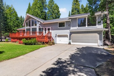 Beautifully situated in a prime Lake Almanor West location, this - photo 1