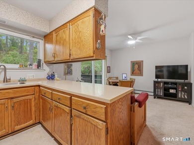 Welcome to easy living in Bridgeport's desirable North End! - photo 12