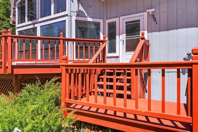 Beautifully situated in a prime Lake Almanor West location, this - photo 2