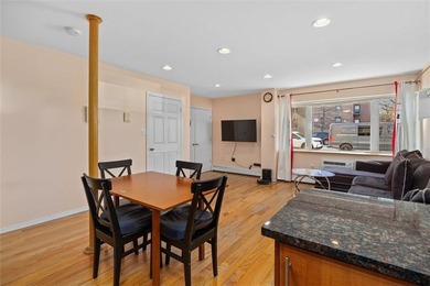BEST VALUE TOWNHOUSE ALTERNATIVE UNDER $1M. Welcome to 3194 - photo 7