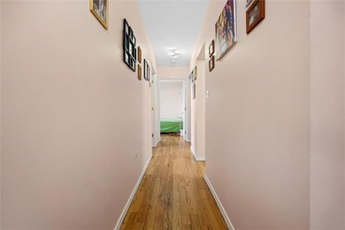 BEST VALUE TOWNHOUSE ALTERNATIVE UNDER $1M. Welcome to 3194 - photo 8